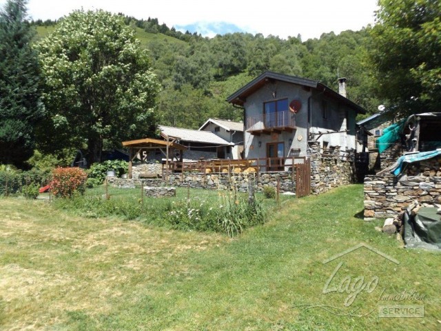 TRAREGO serh schönes Haus in idyllischer Lage in den Bergen  ALPE LAMAN