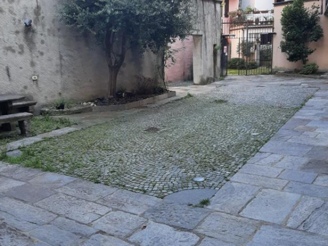 Cannobio Ortsgemeinde Traffiume wird dieses grosse geräumig Haus zum renovieren verkauft