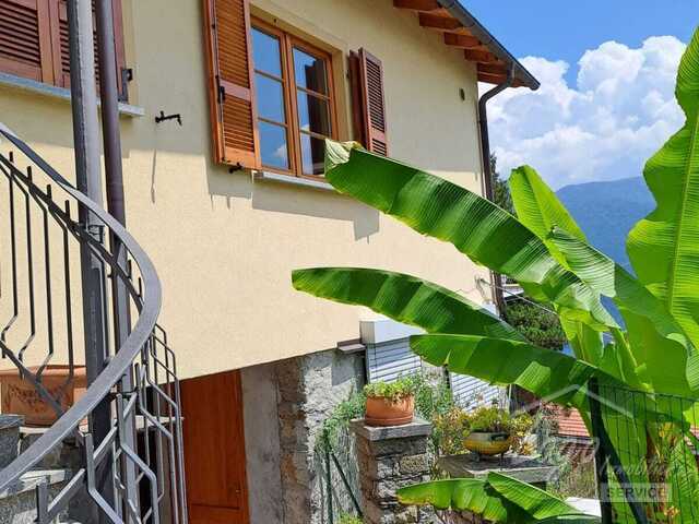 Cannobio Ortsteil Sant. Agata Einfamilienhaus mit wunderschönen See-Sicht auf den Lago Maggiore