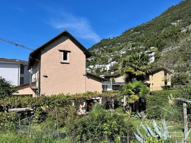 Cugnasco - Locarno Gemütliches Einfamilienhaus mit schönem Garten
