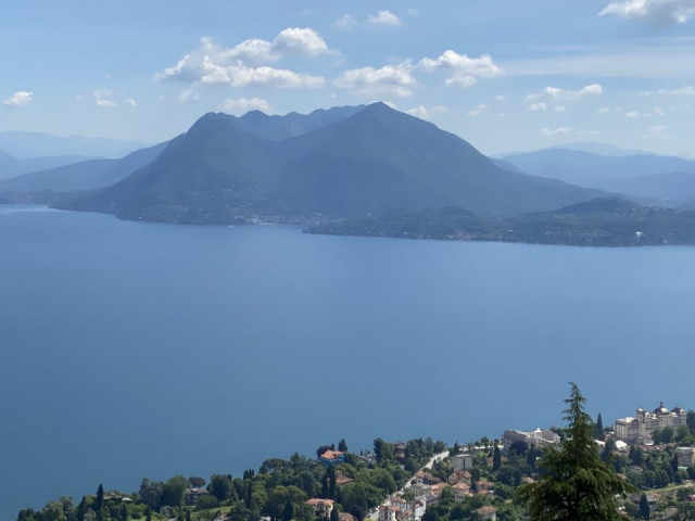Stresa Villa mit wunderschönen Blick auf den Lago Maggiore und den Boromaischen Insele