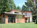Villa in Laveno V482