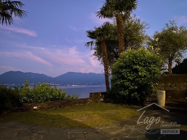 Cannero Einfamilienhaus fast direkt am Seeufer , nur wenige Schritte bis zum Lago Maggiores