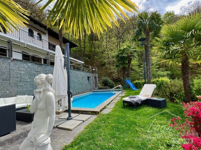 Caviano Villa mit Pool und viel Platz für Familie & Freunde