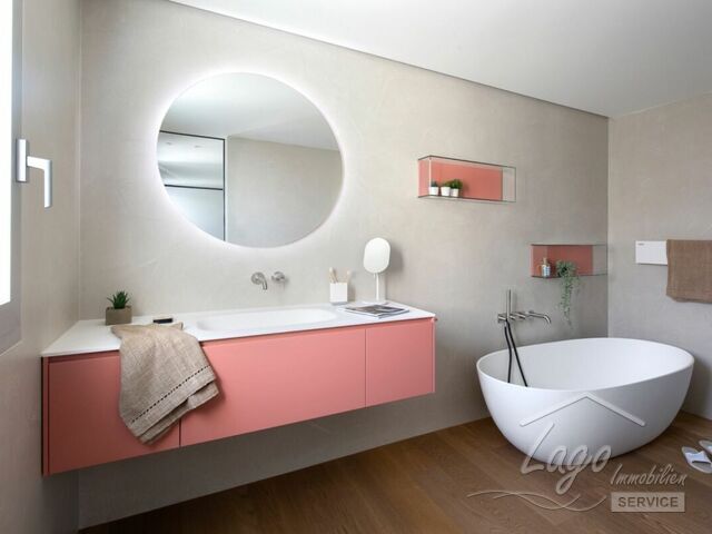 Riazzino-Schweiz Sonnige 4.5 Zimmer-Designerwohnung mit Gemeinschaftspool