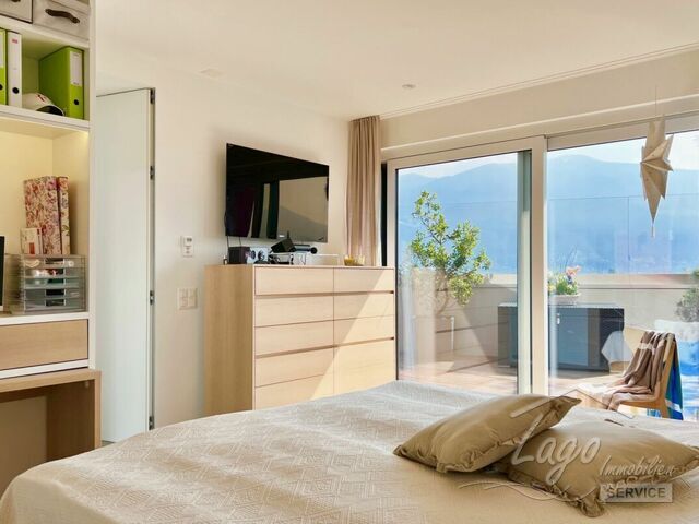 Porto Ronco-Ascona Luxuriöse 2,5 Zimmerwohnung in direkter Seenähe