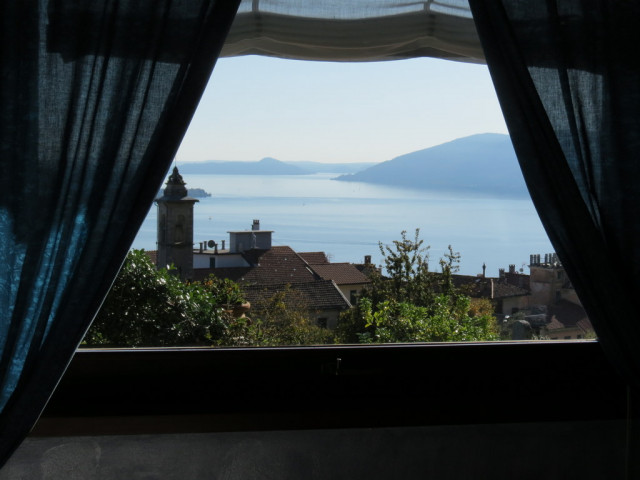 Ghiffa Villa komplett renoviertiii mit 180 Grad Sicht auf den Lago Maggiore